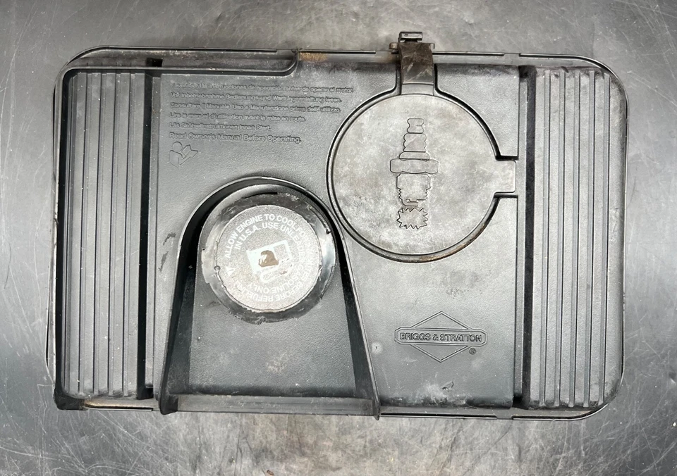 Conjunto de bujías de tanque de combustible de gasolina Briggs & Stratton de 5 HP Engine Industrial Plus Foto 1 de 4