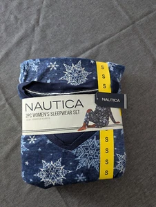 NWT Nautica Women's 2 Piece Pajama Set - Silky Fleece - Snowflake - Size S - Picture 1 of 5