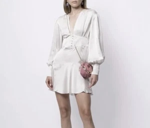 Alice McCall white satin-esque Mexicola dress Size 4 - Picture 1 of 5