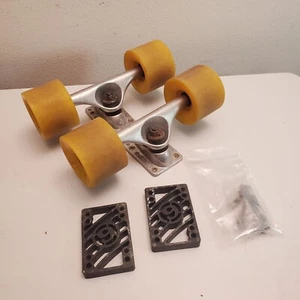 Vintage Gullwing Mission 1 Skateboard Trucks w/ 72 Road Rider Wheels - Picture 1 of 10