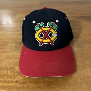 Chicago Blackhawks Nhl Hockey Hat Adult Small Fitted Zephyr cap - Picture 1 of 6