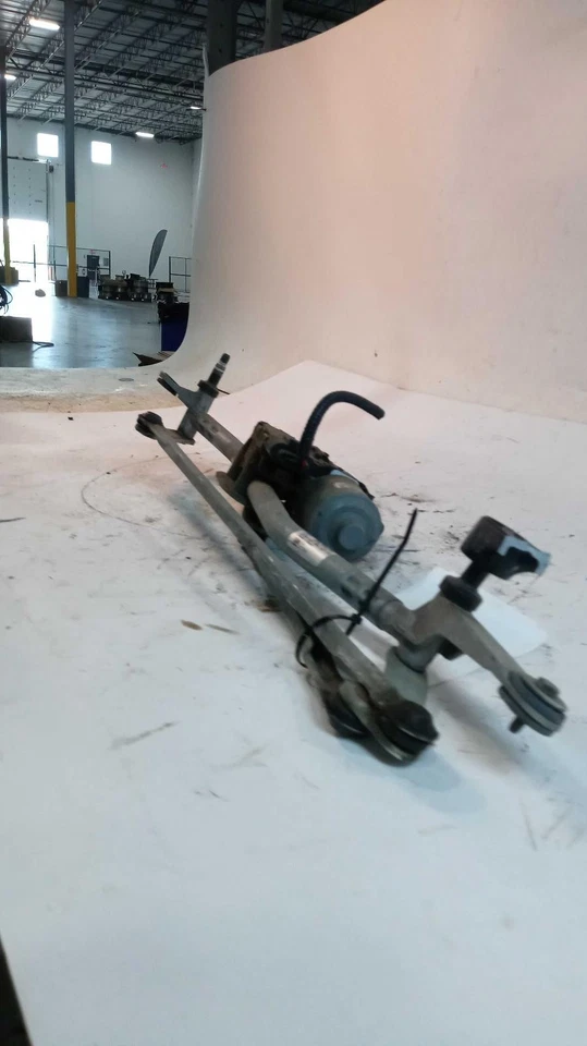 Motor de limpiaparabrisas usado para: Cadillac Cts 2015 grado A Foto 1 de 3