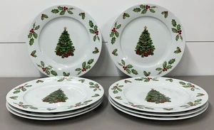 SET OF 8 Pfaltzgraff CHRISTMAS DAY 10.5" Dinner Plates. Christmas Tree, Holly - Picture 1 of 8