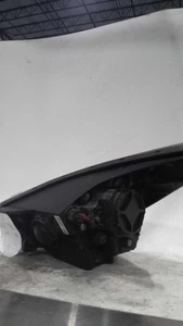 Used Right Headlight Assembly fits: 2017 Kia Niro without plug-in hybrid option - Imagen 1 de 7