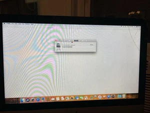 Cracked Screen Mid 2014 21.5" iMac A1418 i5 1.4GHz / 8GB RAM / 500GB High Sierra - Picture 1 of 3