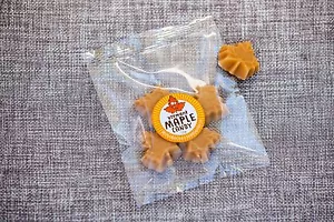 Vermont Maple Wedding Favor Candy Sampler FREE SHIPPING - Picture 1 of 10