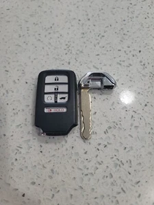 2016 2017 2018 2019 2020 2021 HONDA PILOT CR-V SMART KEY REMOTE FOB DRIVER 1 - Picture 1 of 5