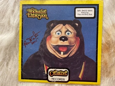 45 RPM * Explosión Rock-afire * Mr. Bass Man/Banana Hill * 1983 * Autografiado Foto 1 de 4