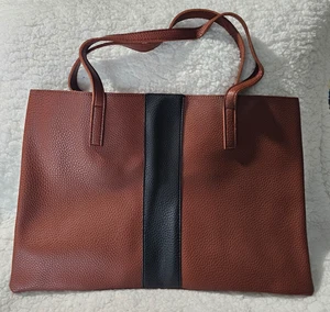 Neu Vince Camuto gewalkte braune Beuteltasche Vegain Leder 11 Zoll - Bild 1 von 12