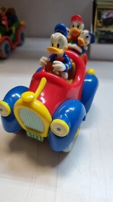 Auto 313 di Paperino con Qui Quo Qua 1ª Edizione del 2008 Gadget Topolino Disney - Immagine 1 di 3