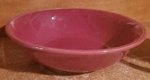Signature SORRENTO BEAUJOLAIS / BURGUNDY 9" Round Vegetable bowl, Segura, EUC - Picture 1 of 6