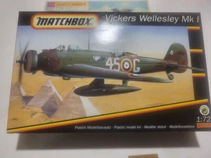 Matchbox 40119 Vickers Wellesley Mk I 1/72 Model Open Box Decals Instructions - Picture 1 of 5