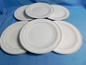 i7 - Corning Pyroceram Whispering Mist 9" Luncheon Plates Lot of 6 - Picture 1 of 4