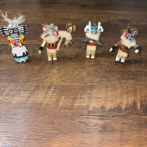 Lote De Colección De 4 Muñecas Kachina 3 Pulgadas Firmadas B25 - Imagen 1 de 6
