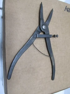 Milbar USA M5 Adjustable Snap Ring Pliers  (q) - Picture 1 of 3