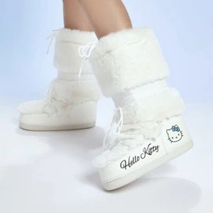 Forever 21 Hello Kitty Faux Fur Boots Size 8 - Picture 1 of 5