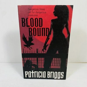 Blood Bound: Mercy Thompson #2 by Patricia Briggs Small Paperback 2008 Fantasy - Picture 1 of 7