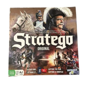 Stratego Gioco da Tavolo Originale Strategia Playmonster 2019 Completo Cattura la Bandiera - Foto 1 di 9