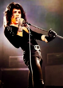FREDDIE MERCURY - QUEEN - 5"X7" PHOTOGRAPH - Picture 1 of 1