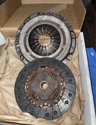 Volkswagen GOLF MK4 Clutch SACHS K7010602 - Image 1 of 2