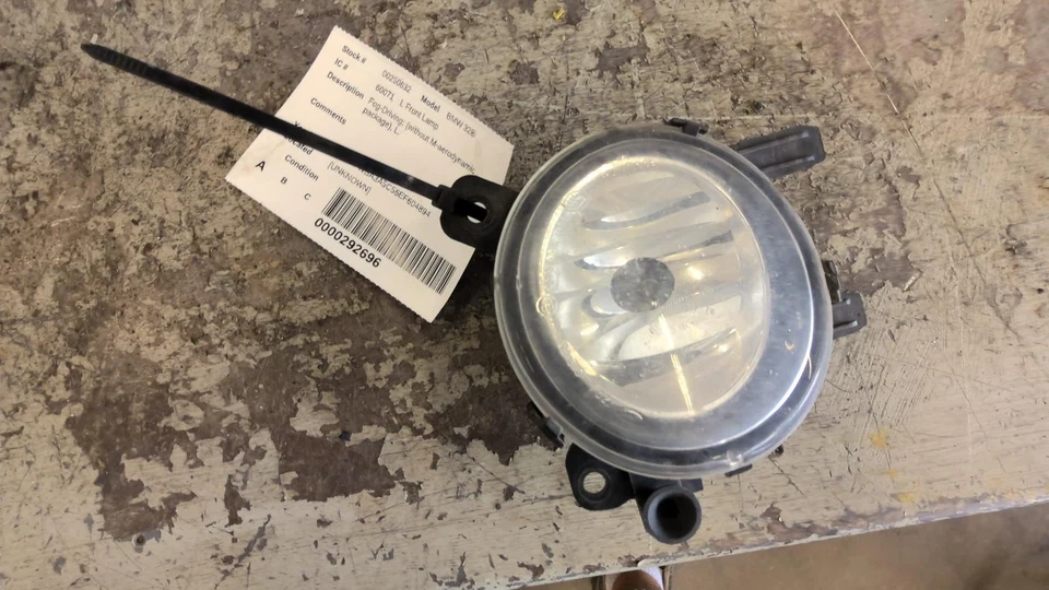 Luz de canto/parque para motorista neblina compatível com 12-18 BMW 320i 725413 - Imagem 1 de 1