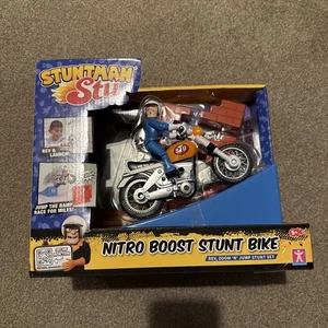 Stuntman Stu Nitro Boost Stunt Bike Rev, Zoom 'n' Jump Stunt Set - Picture 1 of 4