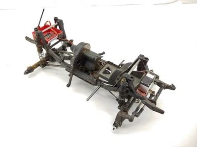 Chasis deslizante de rodillos Rock Crawler Vaterra Ascender 1/10 4x4 RC con servo usado Foto 1 de 4