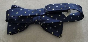 NWOT Izod Boy's Pre-Tied Bow Tie Blue Polka Dot Adjustable Classic Style 125840 - Picture 1 of 3