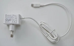 Raspberry Pi offizielles Netzteil 5.1V 3.0A, USB C, weiss - Bild 1 von 3