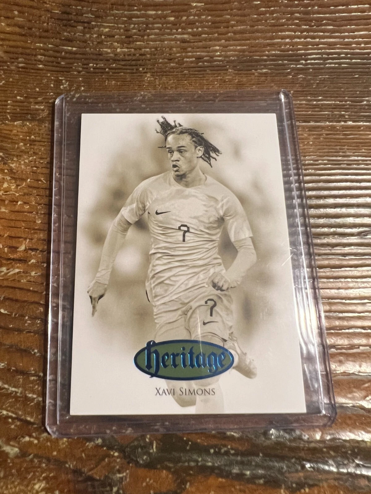 Xavi Simons 2024 Futera Unique Nostalgia Heritage Sapphire /19 Netherlands