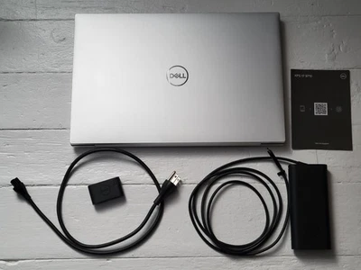 Laptop Dell XPS 9710 17"" (1 TB SSD Intel Core i7-11800H 2,6 GHz 32 GB RAM) Foto 1 de 3
