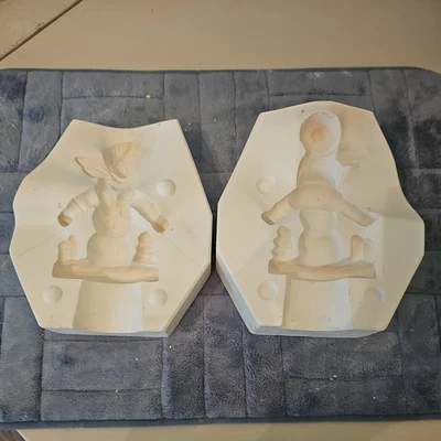 VINTAGE BYRON 1074 BOY AND SNOWMAN CERAMIC SLIP CAST MOLD - Image 1 of 4