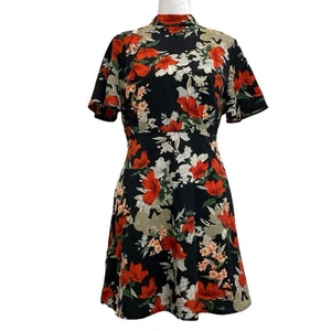 Boohoo Petite Black Floral Flutter Sleeve Skater Dress sz 6 Petite Y2K Retro - Picture 1 of 11