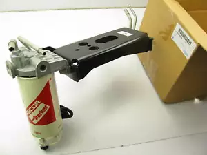 NEW OEM GM 15292108 Fuel Filter 04-09 Topkick / Kodiak T-6500-T8500 7.8L DIESEL - Picture 1 of 5