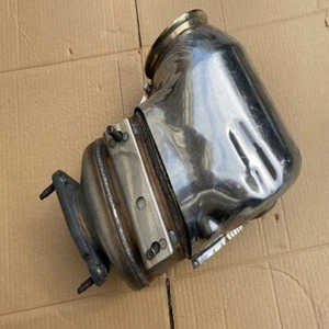 For Volvo S90 V90 V60 S80 S60 XC40 XC60 XC90 2.0T 4CYL catalytic converter - Picture 1 of 3