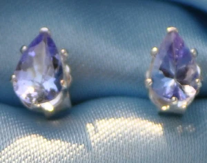 ONE PAIR 6mm x 4mm PEAR SHAPED TANZANITE .925 STERLING SILVER STUDS - Picture 1 of 11