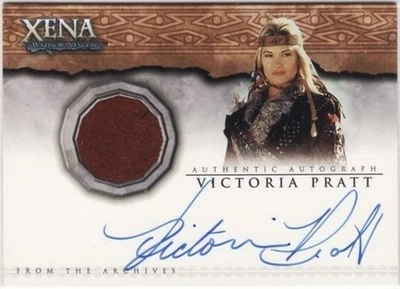 Quotable XENA Autograph Costume Card AC9 CYANE signed by VICTORIA PRATT - Image 1 of 2