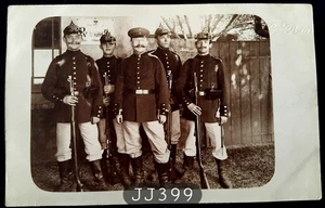 Nr. 790/399 Fotokarte DEUTSCHES MILITÄR HELME POSTKARTE SOLDATEN WW1 - Bild 1 von 2