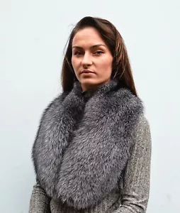 Luxurious Saga Furs Blue Frost Fox Fur Women's Furry Collar Scarf Boa Stole Wrap - Picture 1 of 2