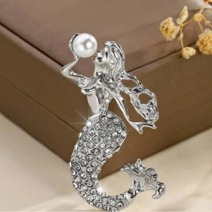 Mermaid crystal pearl pin brroch - Picture 1 of 2