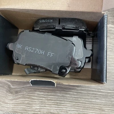 Керамическая передняя тормозная колодка D1028 для Chevrolet Malibu 11-04, Pontiac G5 07, Saturn  - Изображение 1 из 3