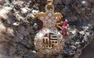VOODOO MONEY BAGS AYIDA WEDO PENDANT OF EXAGGERATED WEALTH - Picture 1 of 3