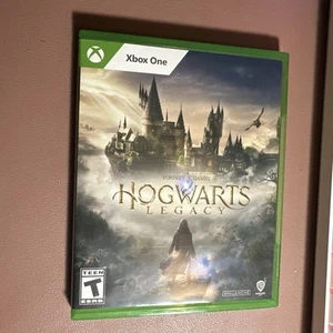 Hogwarts Legacy - Xbox One - Picture 1 of 2