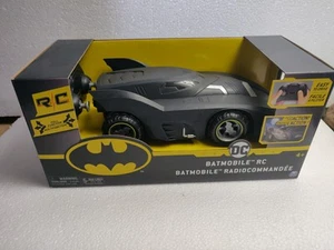 Spin Master Batmobile RC (CosBman1777) - Picture 1 of 7