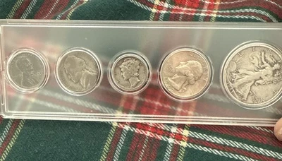 1943 BIRTH YEAR 5 COIN SET - 90% SILVER COINS (3) INCLUDED - CIRC. SET - Image 1 of 4