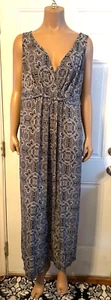 Size 1X New Direction Gray, black, white floral sleeveless w/ gathering Dress - Picture 1 of 3