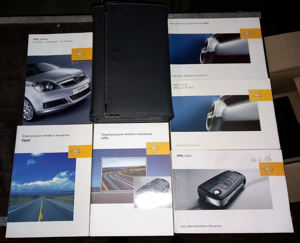 Manuale Manutenzione Istruzioni D'uso Opel Zafira - Immagine 1 di 1