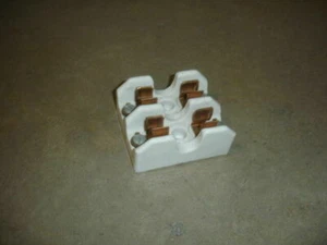Union 388-402 Keramik 2-Position Sicherungsblock - Bild 1 von 1