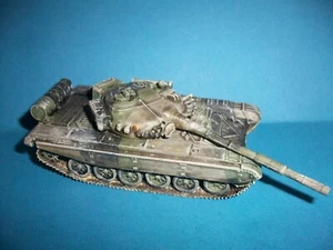 Serbatoio 1/72 NVA T-72... top costruito, dipinto, costruito, dipinto, finito - Foto 1 di 6