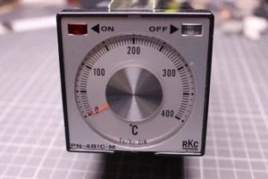 Regolatore di temperatura RKC PN-4B1C-M 0-400°C FE/KO - Foto 1 di 2